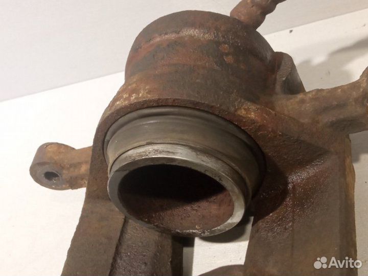 Суппорт передний правый Chevrolet Lacetti хэтчбек