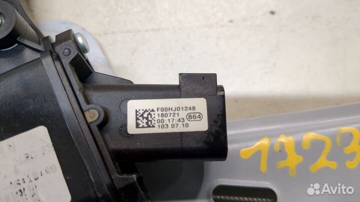 Стеклоподъемник электрический правый передний Chevrolet Camaro 2018, 2019