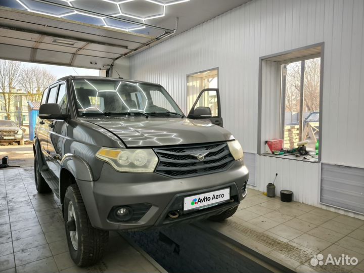 УАЗ Patriot 2.7 МТ, 2015, 110 000 км
