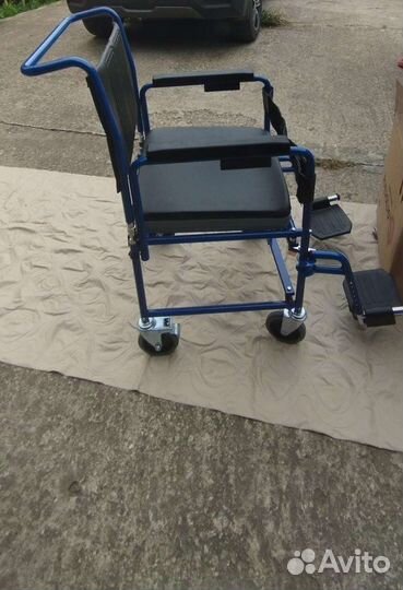 Кресло коляска для инвалидов
