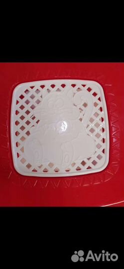 Стул детский устойчивый яркий красный лёгкий