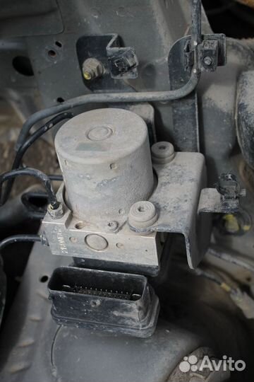 Hyundai Solaris блок абс