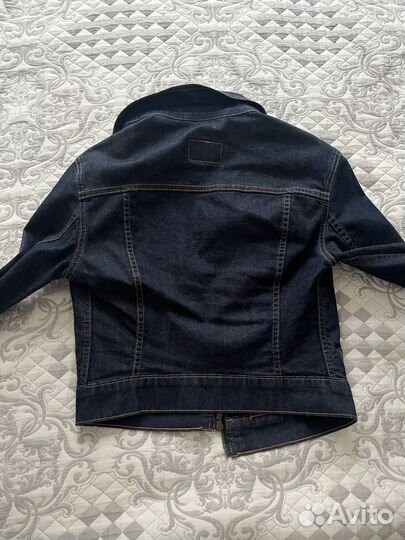 Джинсовая куртка levis
