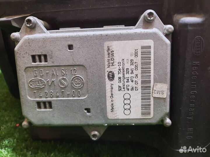 Фара передняя левая Audi A6 4F C6 BAT (4.2)