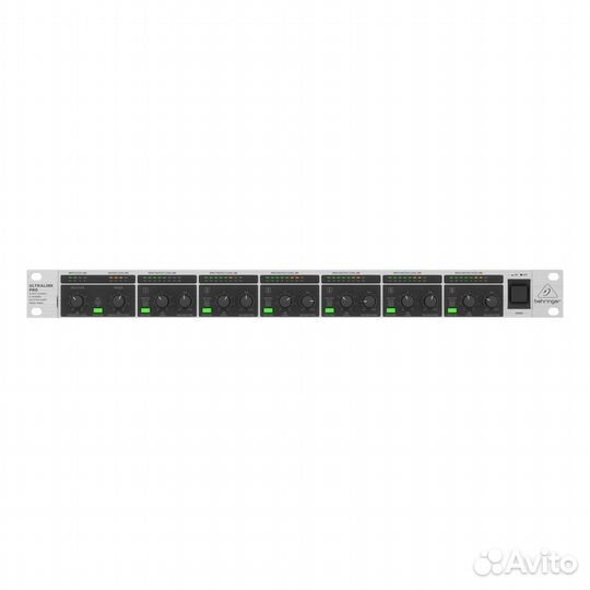 Микшер-сплиттер Behringer MX882 V2