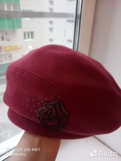 Продам женский берет