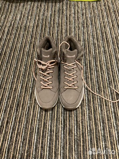 Ботинки женские 