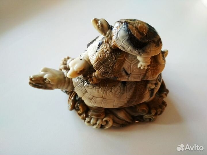 Три черепахи статуэтка