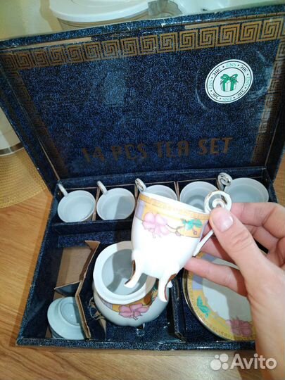 Набор столовой посуды новый