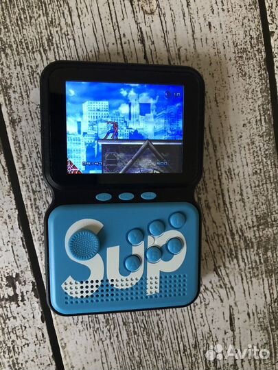 Игровая приставка Sup