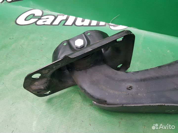 Рычаг задний левый Audi A3 8P caxc 2009