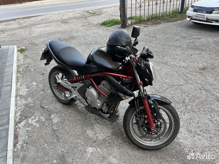 Kawasaki er-6n
