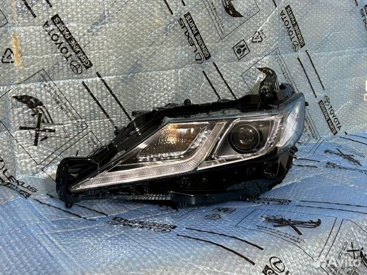 Фара светодиодная левая Toyota 2018-2023