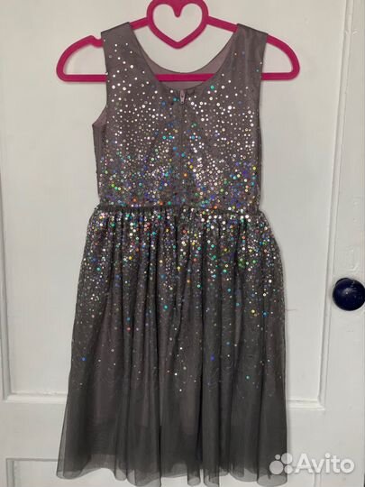 Платье для девочки в пайетках праздничное 128-134