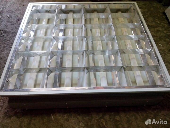 Светильники Армстронг