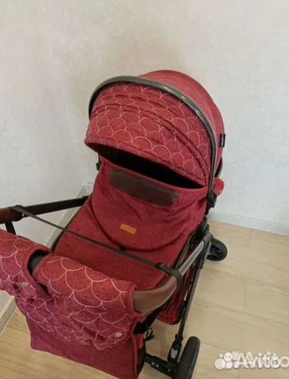 Прогулочная коляска 2 в 1