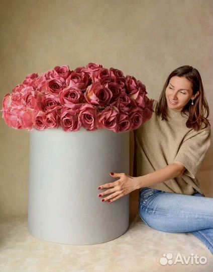 Шляпная коробка на заказ с лого