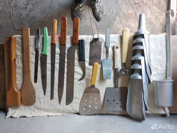 Ножи,совки, лопатки, кружки молочные