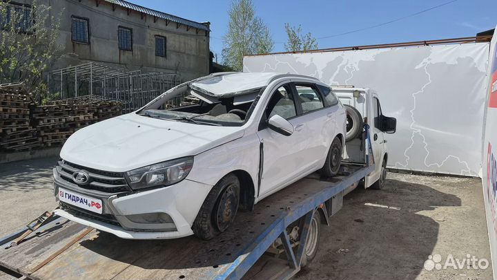 Обшивка стойки средней левой верхняя LADA Vesta 84