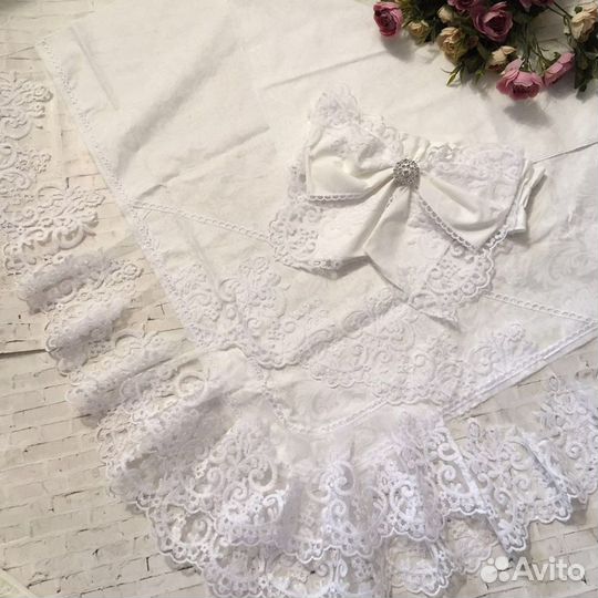 Кружевной уголок и бант на резинке