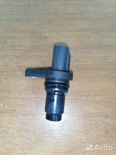 Датчик положения распредвала Toyota Porte NSP141