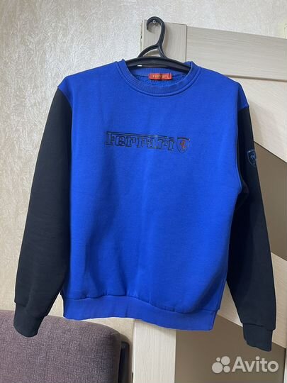 Свитшот Ferrari