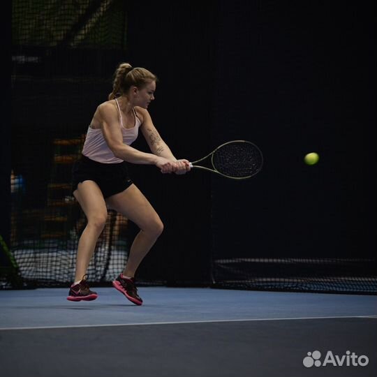 Тренер по большому теннису