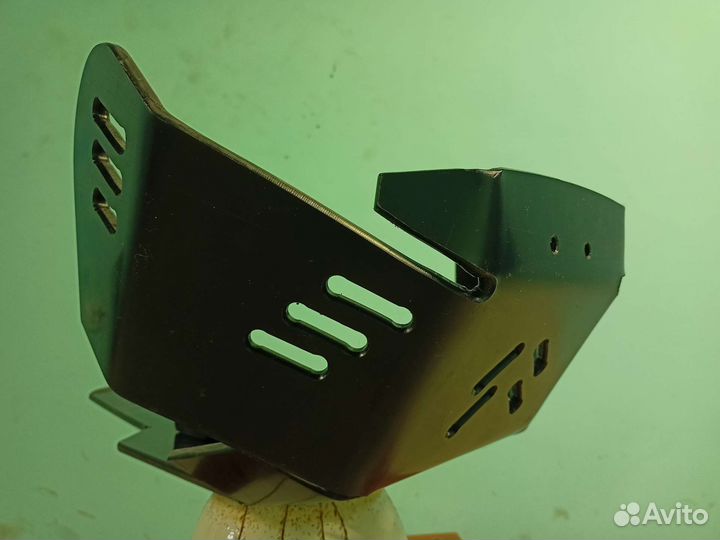 Защита двигателя Regulmoto CR-Z300, ZR-250; GR-8