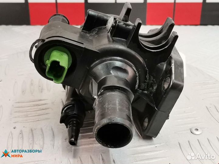 Корпус термостата Ford Fiesta 5 рест. 2008