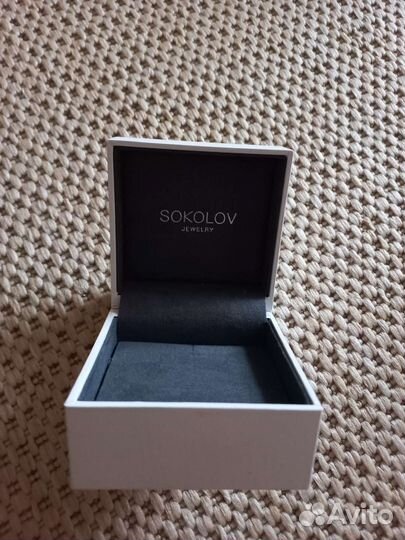 Коробка для ювелирных украшений