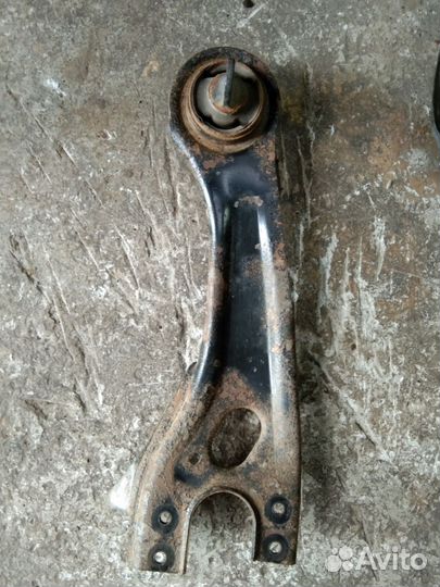 Рычаг задний продольный Киа Маджентис 2