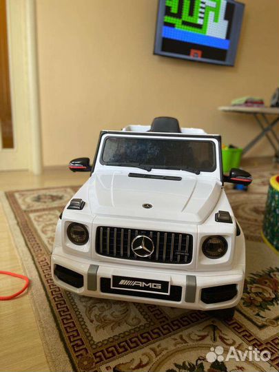 Детский электромобиль mercedes amg
