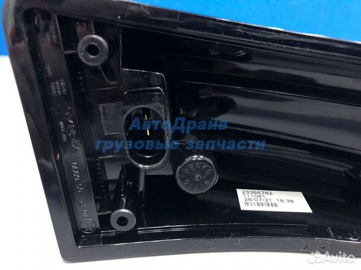 Поворотник левый Volvo FH4 FM4 левый LED