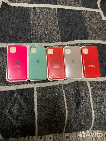 Чехол на iPhone 11