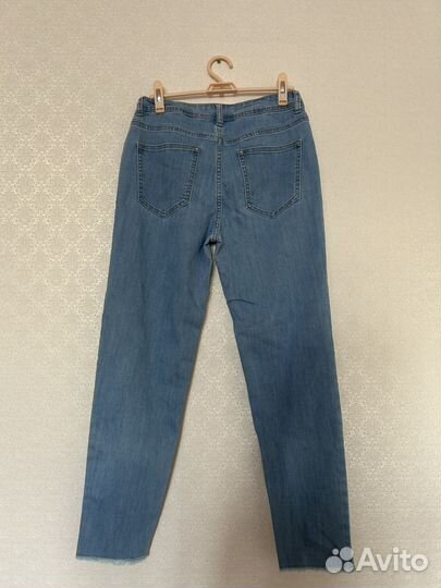 Джинсы женские
