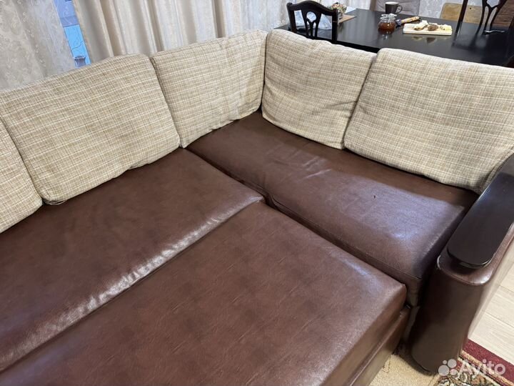 Угловой диван