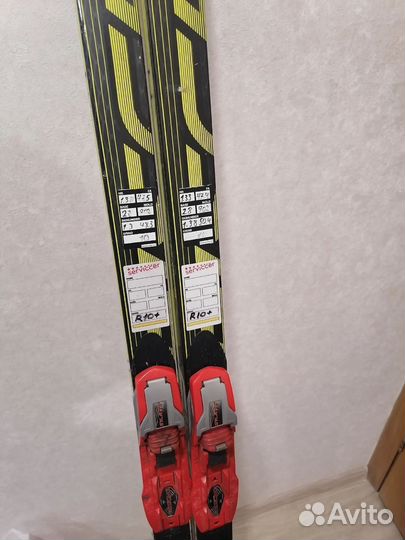 Беговые лыжи