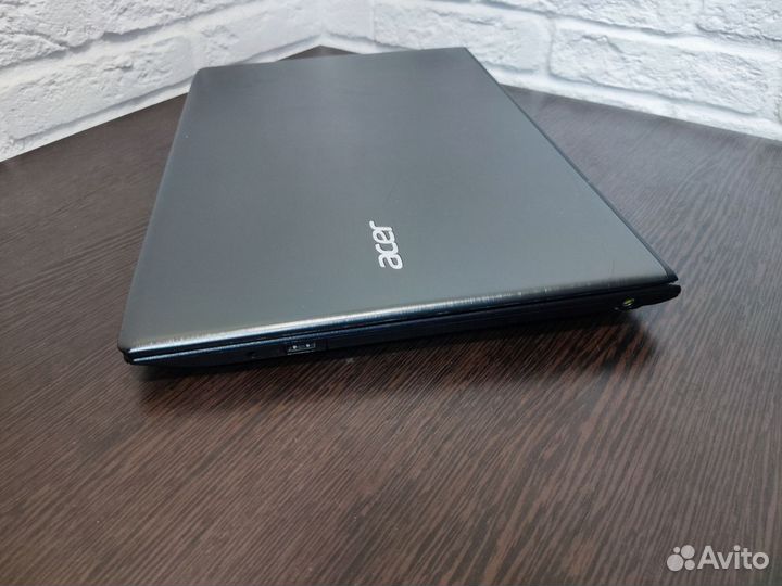 Ноутбук Acer Core i5 7200/озу 8/GT 940mx/SSD