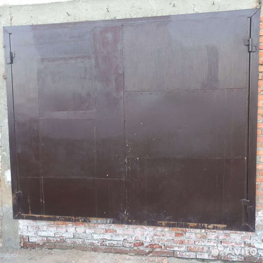 Ворота гаражные металлические