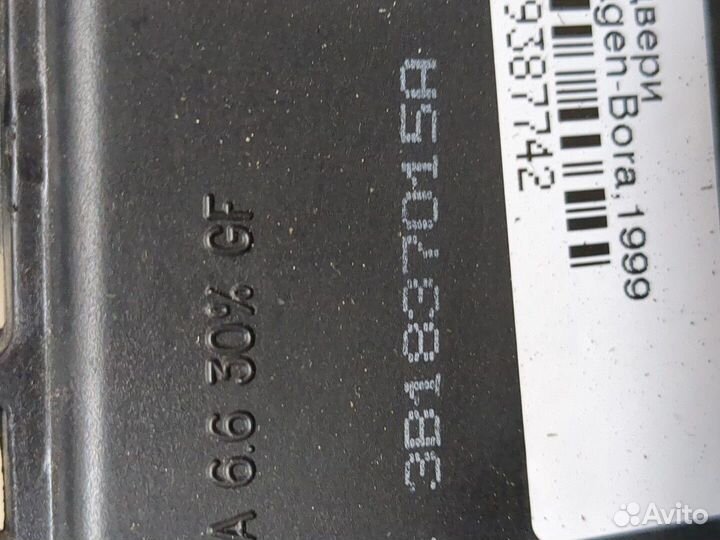 Замок двери Volkswagen Bora, 1999