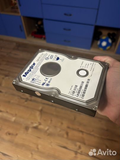 Жесткий диск maxtor
