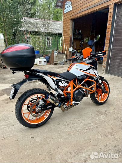 KTM duke 690