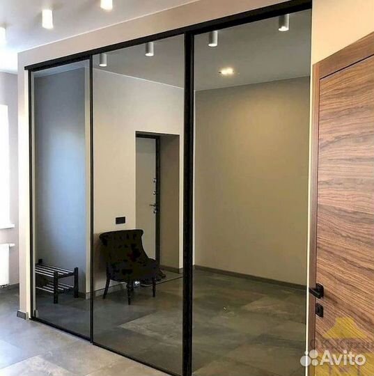 Встраиваемый шкаф