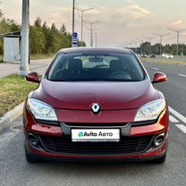 Renault Megane 1.6 MT, 2014, 63 200 км, с пробегом, цена 980 000 руб.