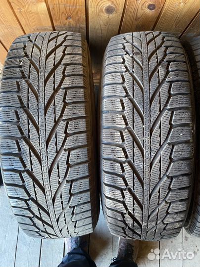 Nokian Tyres Hakkapeliitta R2 SUV 245/70 R16