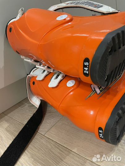 Горнолыжные ботинки Tecnica 37 (24.5) размер