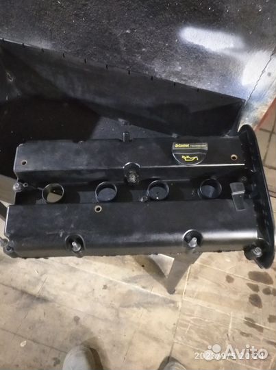 Клапанная крышка ford focus 2 1.6