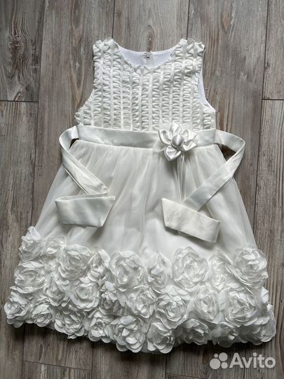 Нарядное платье для девочки 122 128 белое