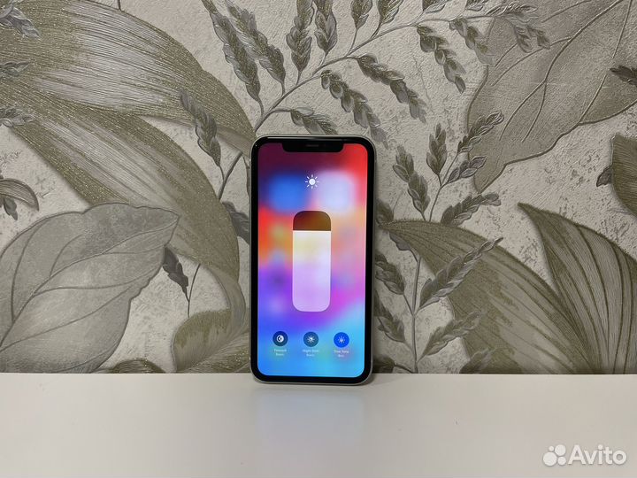 iPhone 11, 256 ГБ