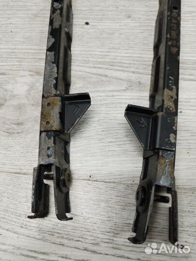 Кронштейн крыла передний Mercedes E-Class W211